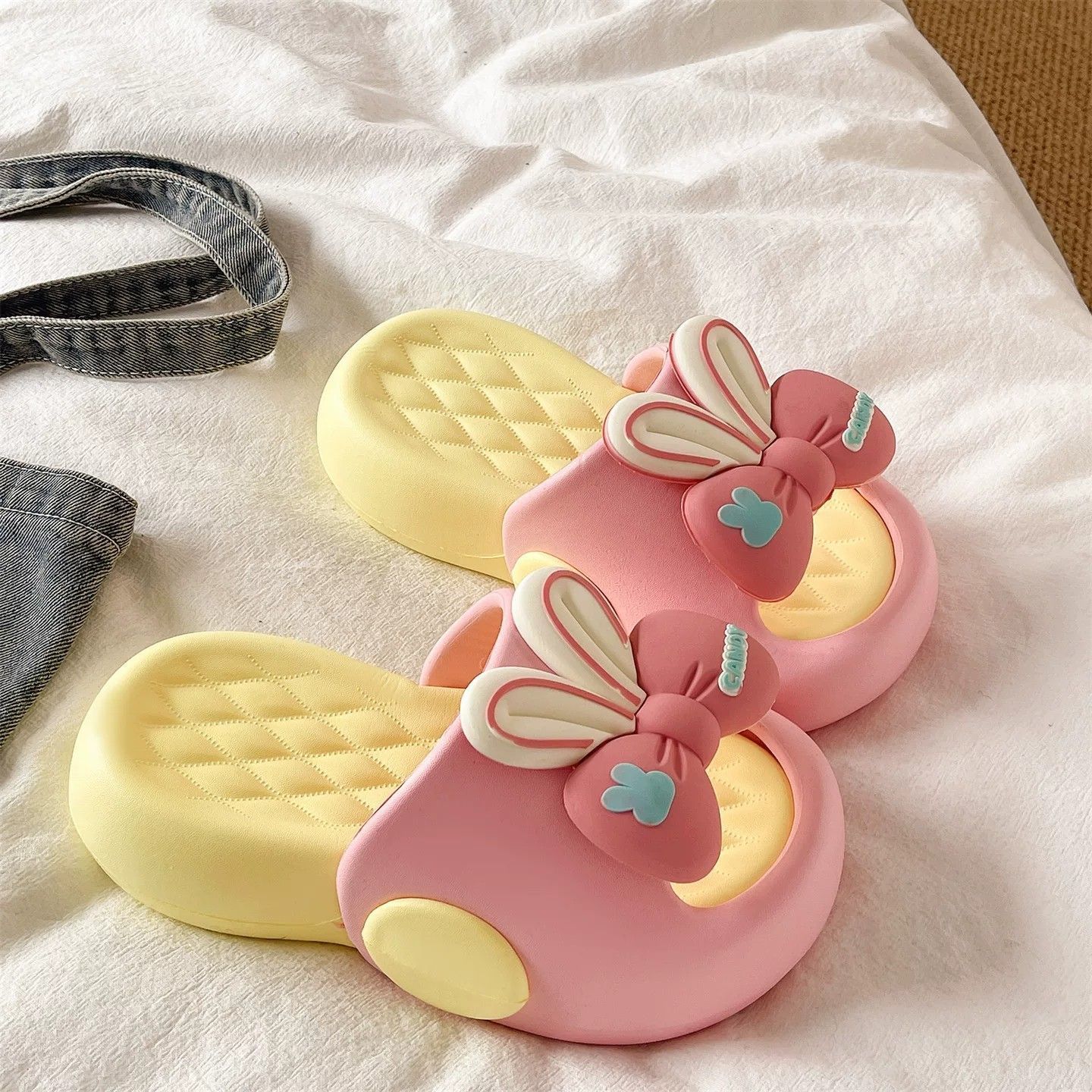 Sandal Platform Telinga Kelinc - Cotton Candy Cone ulasan dan harga